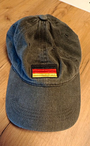 Graue baseballkappe aus - baseballkappe,